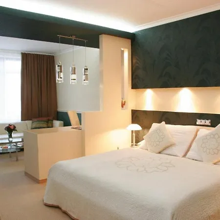 Hotell Medium 4*