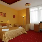 Medium Отель 4*